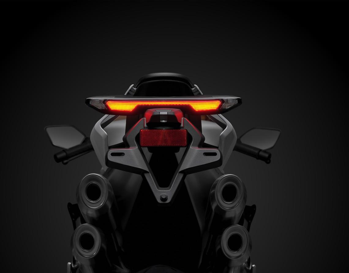 750SR-S